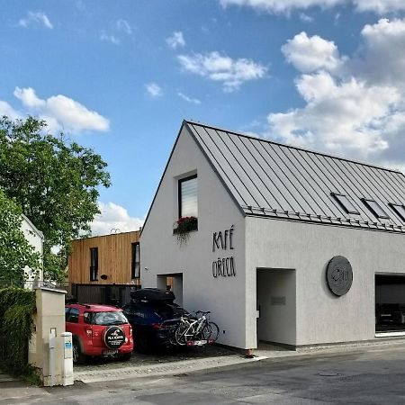 Kafe Orech Mnichovo Hradiště Eksteriør billede