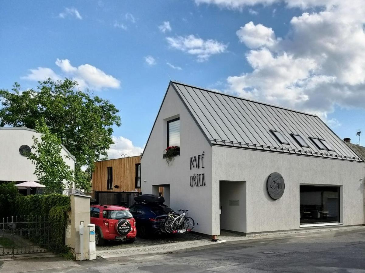 Kafe Orech Mnichovo Hradiště Eksteriør billede